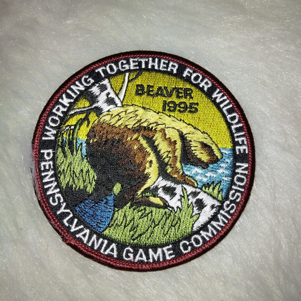 VINTAGE EMBROIDERED PATCH Pennsylvania Game Commission 1995 Beaver